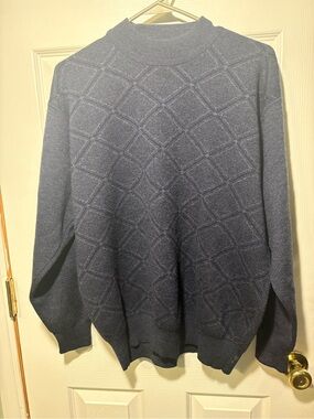 Classic Men's Navy Diamond-Pattern Wool Turtleneck Sweater